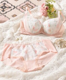 Wing 【エアリーソフトブラ】　ふんわりエアリーな着用感　脇から背中すっきり　ウイング／ワコール　KB2202