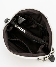 Y'SACCS 総柄プリントハーフムーンポーチ