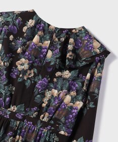 GRACE CONTINENTAL ボタニカルベリープリントワンピース