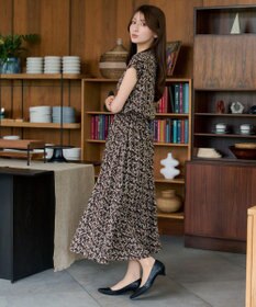 Tiaclasse 【新色追加】花柄フレンチスリーブワンピース