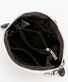 Y'SACCS 総柄プリントハーフムーンポーチ