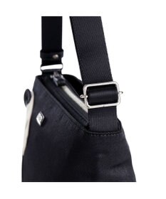 IBIZA アニマーダ　ナイロン　ショルダーバッグ