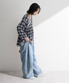 Green Parks 【しゃれシャツ】イージーケアＶネックチェックブラウス