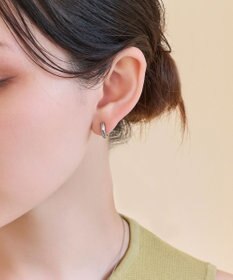 Phoebe 【痛くないシリーズ/金属アレルギー対応】ミニマルストレートフープライトフィットイヤリング　シルバー