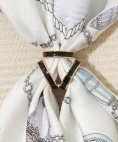 MOONBAT Luna Luce(ルナルーチェ)スカーフリング パール調 3Ring お手持ちのスカーフを通すだけ ギフト