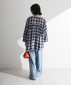 Green Parks 【しゃれシャツ】イージーケアＶネックチェックブラウス