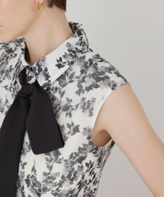 GRACE CONTINENTAL ボタニカルフラワーワンピース