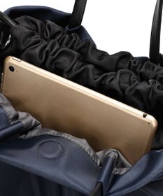 style code 【PADMA/パドマ】カードケース付　ナイロン巾着トートバッグ