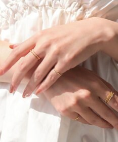 Phoebe フェミニンプレイスドビジューセットリング　ゴールド