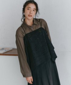 23区 ラッセルオーナメントレース キャミソール ブラウス ブラック系