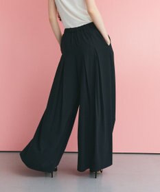 GRACE CONTINENTAL ボックスプリーツパンツ