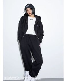 Green Parks ■別注　ＬＯＶＥ　ＢＯＡＴ　ショートＺＩＰパーカー