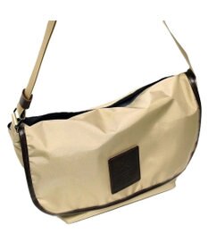 Regalo Felice 【超軽量 / ペットボトルも入る】かぶせ付きショルダー / REGALO