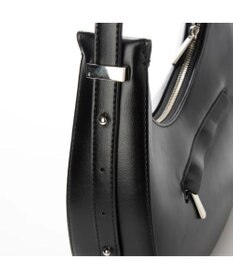 UNBILLION cachecache 三日月形ワンショルダー