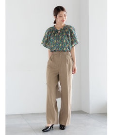 Te chichi 【LIBERTY FABRICS】フリルネックブラウス