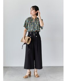 Te chichi 【LIBERTY FABRICS】フリルネックブラウス