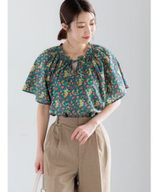 Te chichi 【LIBERTY FABRICS】フリルネックブラウス