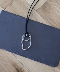 AMERICAN HOLIC メタルフープスライドネックレス