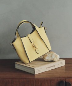 YECCA VECCA 4wayミニバッグ