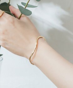 Pisceans ウェイビーラインバングル