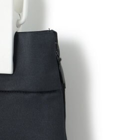 ICB 【洗える】シェルタリングドライサテン タイトスカート