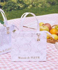 Maison de FLEUR 【保冷機能付き】リボン柄保冷バッグ