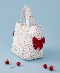 Maison de FLEUR チェリープリント2Wayトートバッグ