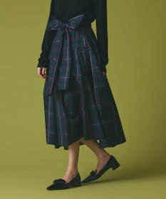 GRACE CONTINENTAL シルクブラックウォッチスカート