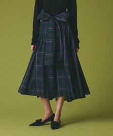 GRACE CONTINENTAL シルクブラックウォッチスカート