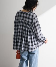 Green Parks 【しゃれシャツ】イージーケアＶネックチェックブラウス