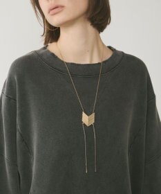 GRACE CONTINENTAL Vシルエットネックレス