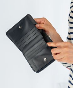 tsumori chisato CARRY ラックスtcネーム ラウンドファスナー 2つ折り財布