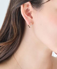 Phoebe 〈痛くないシリーズ/アレルギー対応〉シャイニーダブルフープライトフィットイヤリング　シャンパン