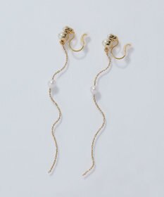 Phoebe 【痛くないシリーズ】ルミナスパールロングライトフィットイヤリング　ゴールド