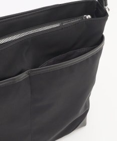 Y'SACCS アシメファスナーポケットショルダー