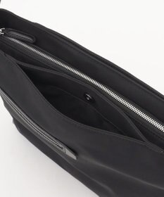 Y'SACCS アシメファスナーポケットショルダー