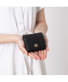 CLATHAS デフィ 内ボックス二つ折り財布