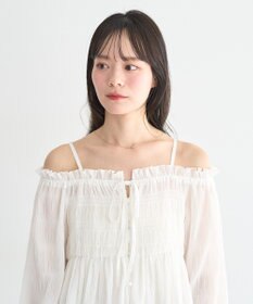 earth music&ecology 【2WAY】シャーリングフリルオフショルブラウス