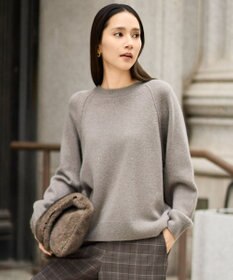 自由区 【カタログ掲載】ウールカシミヤブレンドスパンコールラグランスリーブ ニット モカ