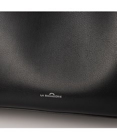 LA BAGAGERIE シンプルショルダーバッグ
