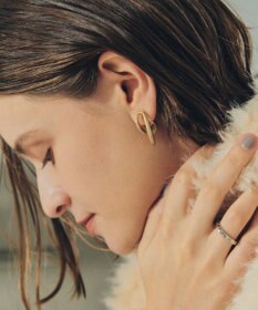 YECCA VECCA クロスフープイヤリング