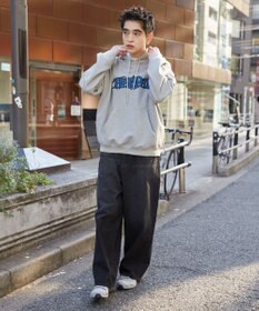 WEGO 【ユニセックス着用ITEM】ワッペンロゴパーカー