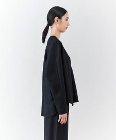 23区 【エステータ】ウールツイルジャージー スリットネック ブラウス