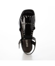 ing <ing>スタッズ付きキルトタッセルサンダル