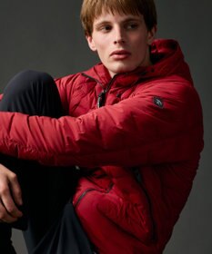 JOSEPH ABBOUD MOUNTAIN 【ストレッチ/軽量/パッカブル/ライナードッキング対応】2WAYストレッチダウンパーカー レッド系