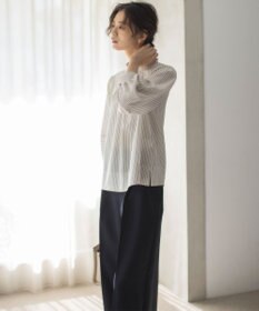 組曲 S リヨセルシャーティングハイネック ブラウス