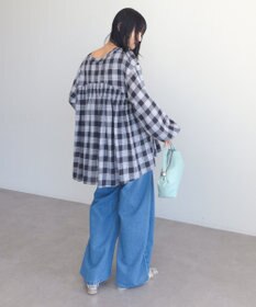 Green Parks 【しゃれシャツ】イージーケアＶネックチェックブラウス