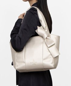 LANVIN en Bleu フリディティ ハンドバッグ（大）