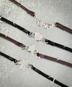 WEGO LキラモチーフPUチョーカー