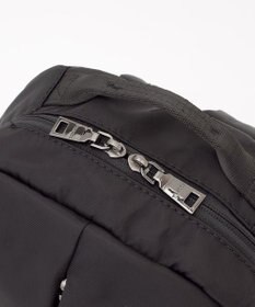 Y'SACCS 【Y’SACCS vous et】フロントファスナーデイパック